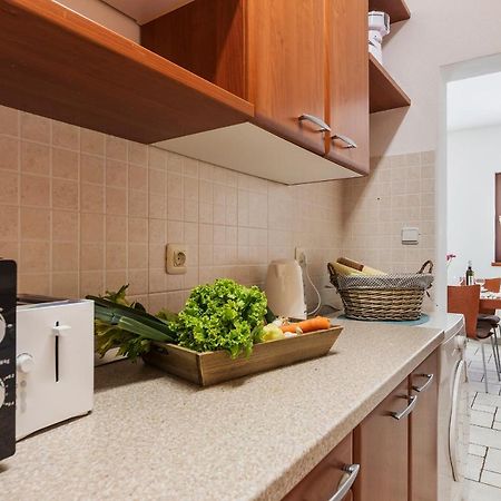 Holiday house Pineta - Fazana, sea view & mini wellness Esterno foto