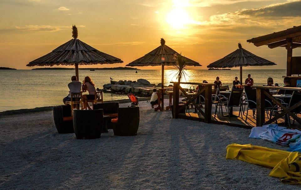 Holiday house Pineta - Fazana, sea view & mini wellness Esterno foto