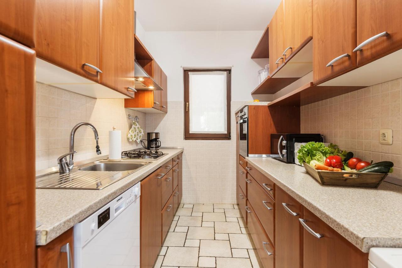 Holiday house Pineta - Fazana, sea view & mini wellness Esterno foto