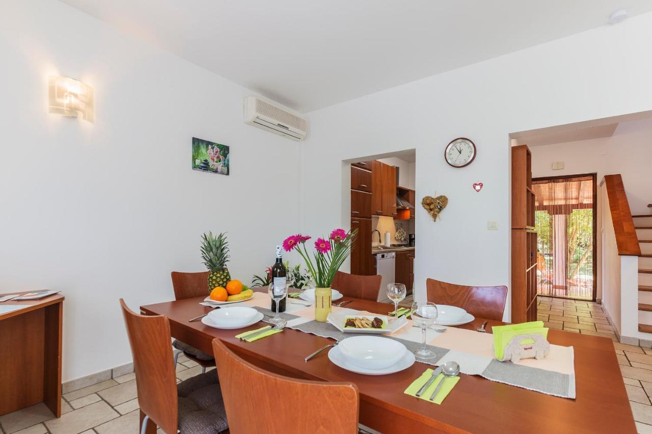 Holiday house Pineta - Fazana, sea view & mini wellness Esterno foto